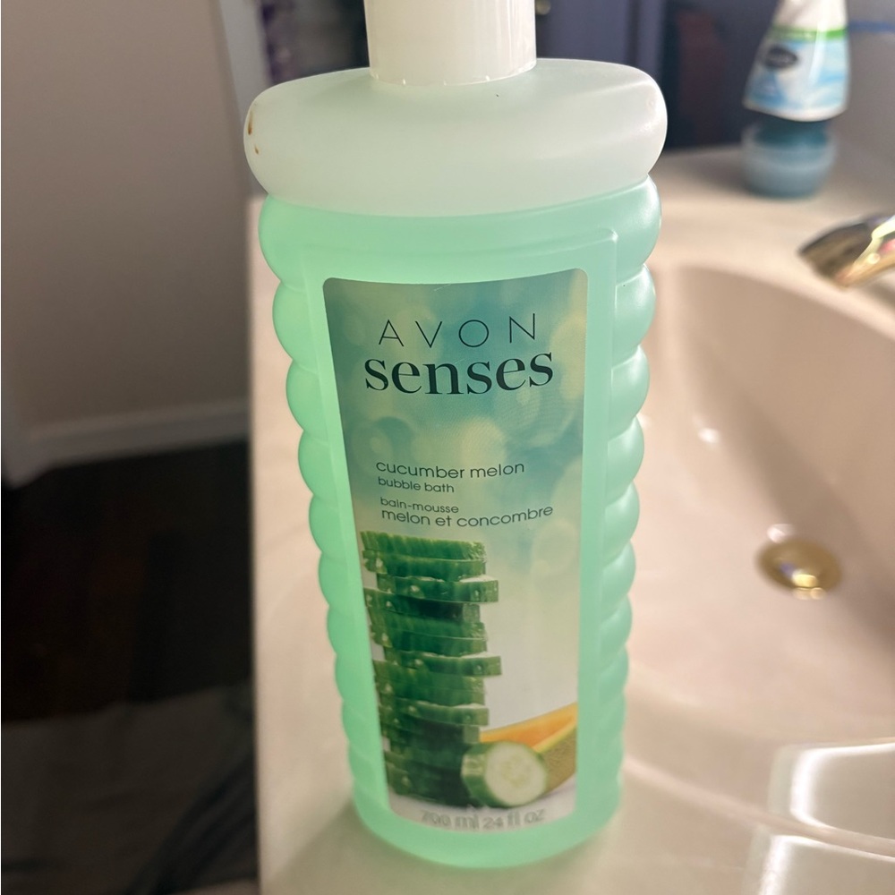 Avon Refreshing Green Bubble Bath